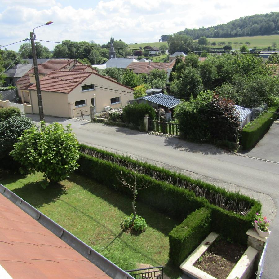 Bed and Breakfast Au Jardin Fessard Fagnon Esterno foto